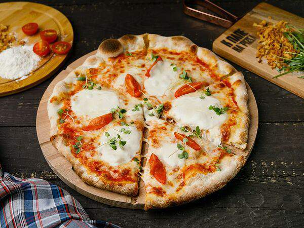 К папе на Pizza - Маргарита с моцареллой буффало