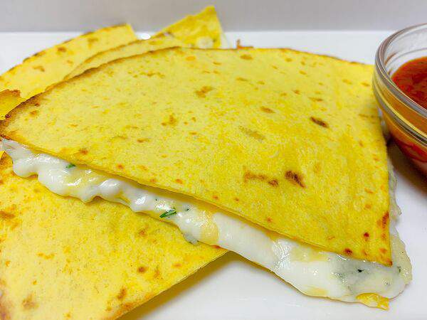 Mr Tako - Кесадилья сырная