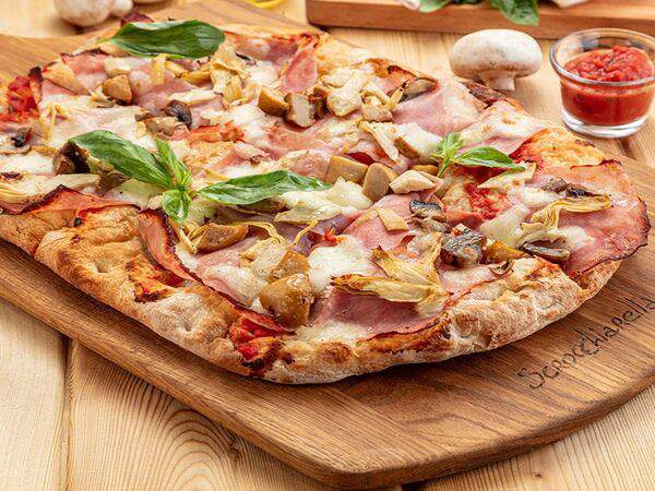 Scrocchiarella - Ветчина итальянская с грибами и артишоками