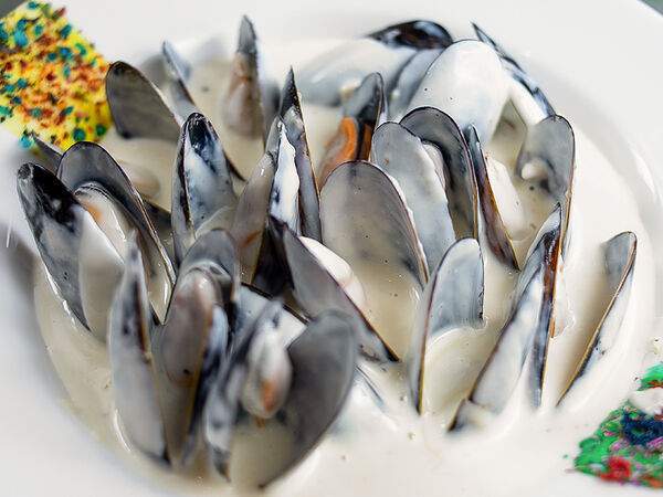 Meal me - Мидии в сырно-сливочном соусе