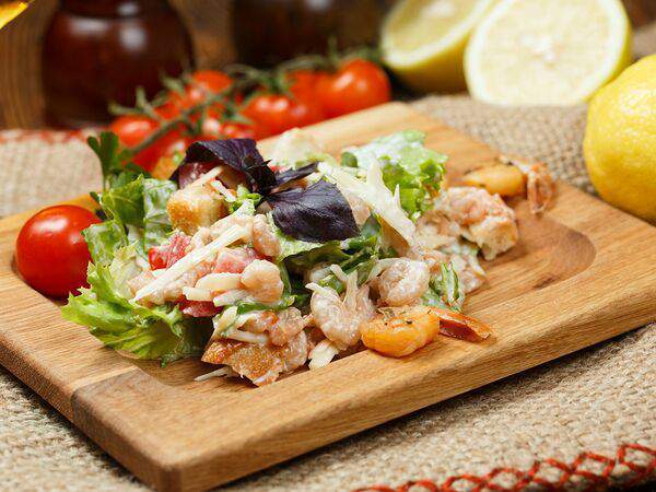 Тифлис - Салат Цезарь с креветками