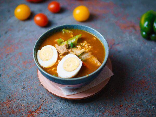 Кафе Gold - Незабываемый рамэн с телятиной