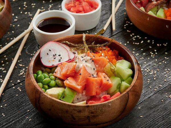 Pan American 8500 - Поке с лососем