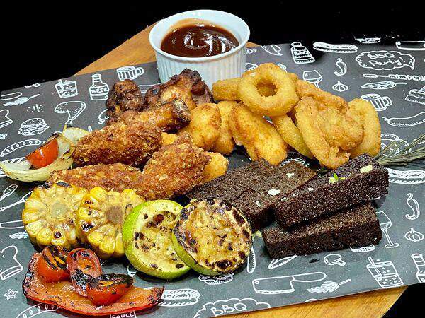 Bizon Grill Pub - Пивной Сет