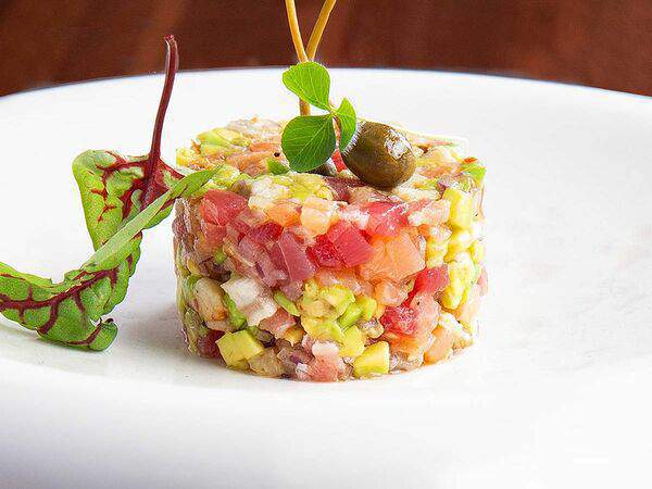 Fergana - Тартар Трио с кинзой и авокадо