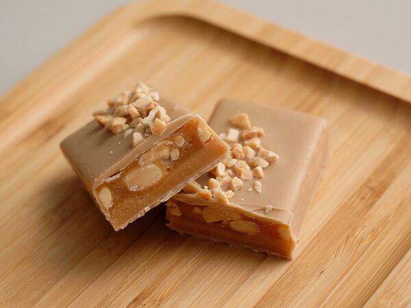 Raw to Go - Veg Арахисовый в карамельном шоколаде