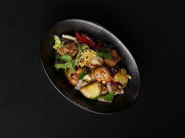 Skybar - Курица с овощами и орехами кешью