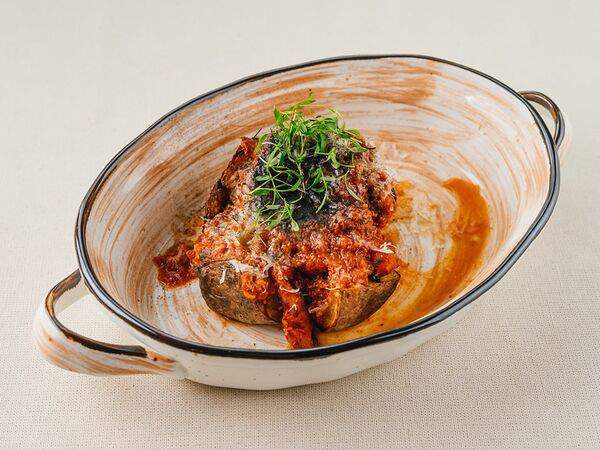 Trattoria 23 - Запеченный цыпленок в соусе из томатов