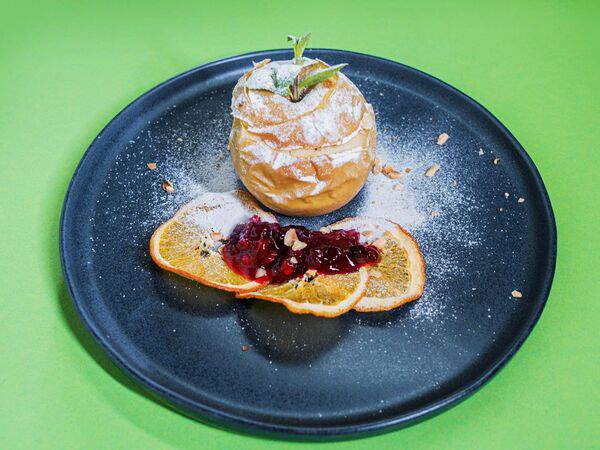 Take Eat Easy - Яблоко запечённое с медом и орехами