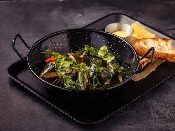 Сказка Skazka Печь & Гриль - Дальневосточные мидии с соусом карри