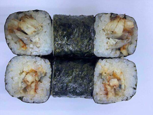 Время вкусных путешествий - Мини-ролл Маки с угрем