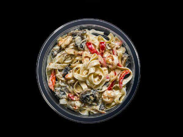 Eattery - Тальятелле с овощами и креветками