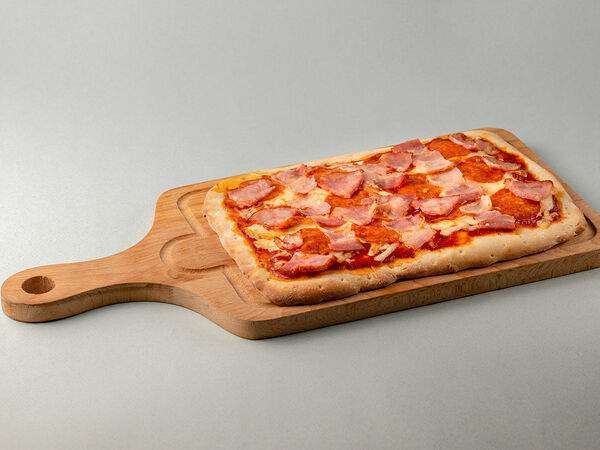 Гурман Булкинъ - Пицца Мясная