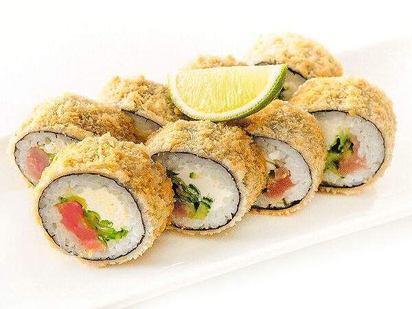 Fusion Sushi - Темпура ролл с тунцом