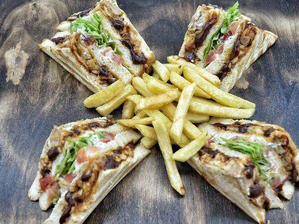 Big Dog - Клаб-сэндвич Барбекю-грибы