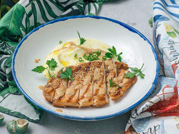 Pl bar - Куриный стейк с трюфельным пюре