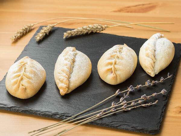 Пышка Малышка - Песочный пирожок с вишней