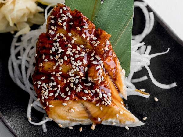 Причал - Сашими Угорь