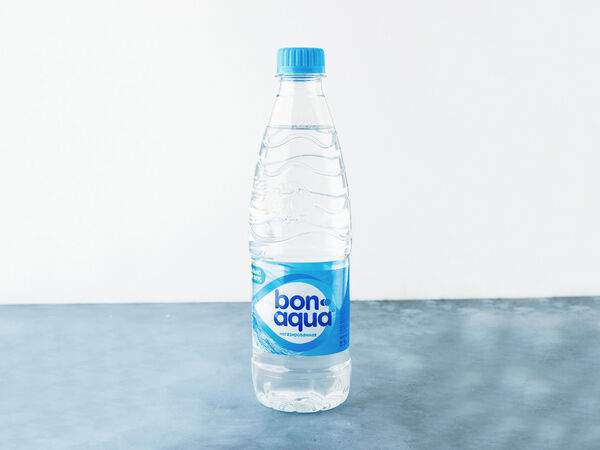 Синнабон - Вода BonAqua