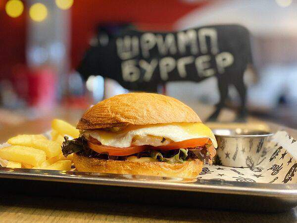 Red BBQ - Шримп бургер