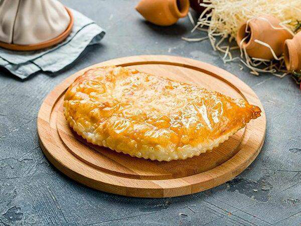 Джигари - Чебурек со свининой и говядиной