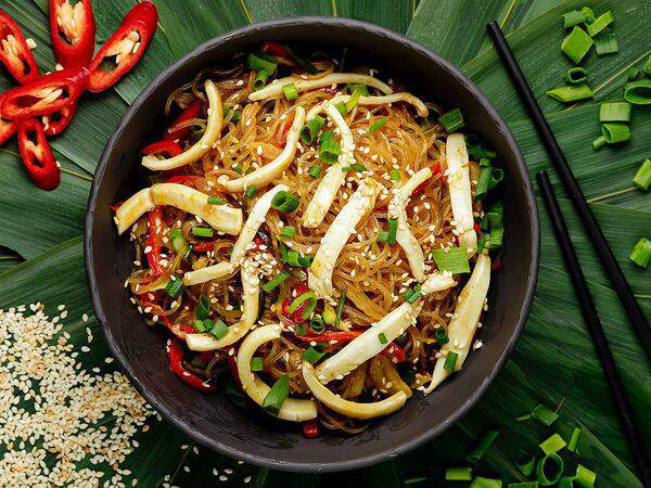 Дочь самурая - Сингапур Стрит Нудлс с кальмаром