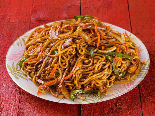 Девять драконов - Жареная домашняя лапша