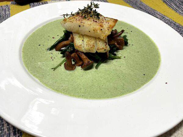 Хата - Филе палтуса с кремом из брокколи