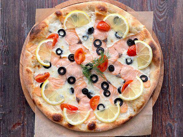 Мада - Пицца с семгой