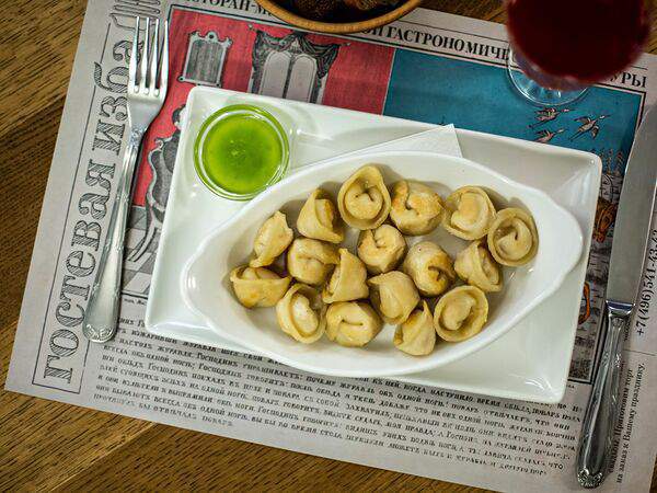 Гостевая изба - Пельмени запеченные с кальмаром и лимонной цедрой