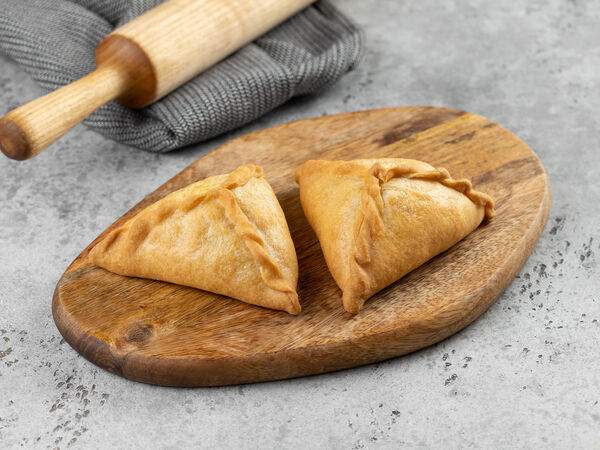 Покровские пекарни - Треугольник с курицей бездрожжевой