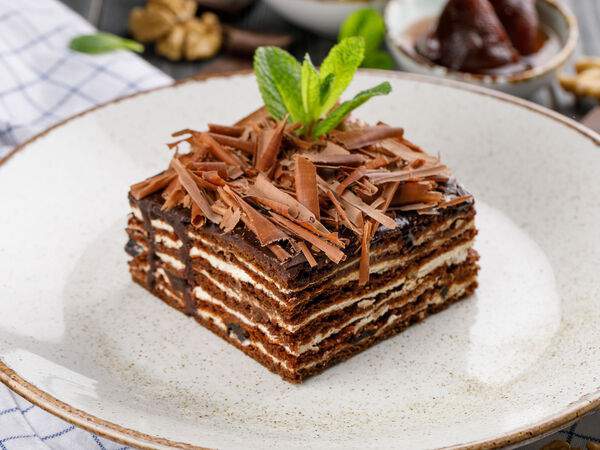 Казан Мангал Kazan Mangal - Торт Згапари