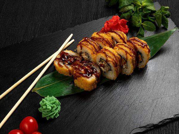 La Pizza & Sushi - Осака