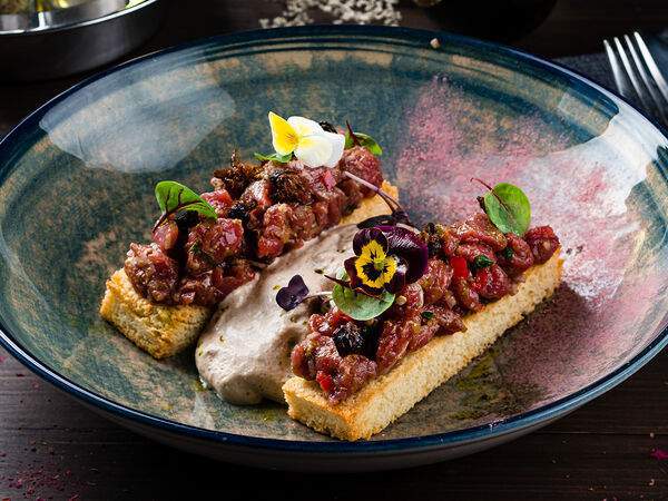 Березка - Тартар из говядины с трюфельным маслом