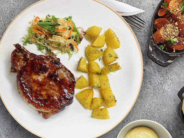 Parkofka - Свиная корейка под соусом барбекю