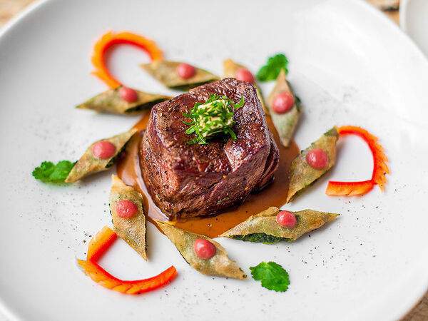 Fiolet - Филе-миньон с соусом