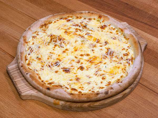 Пекарня-кофейня Зёрна - Пицца Четыре сыра