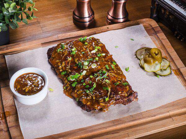 Мясной ресторан Ребро - Ребра в кавказском соусе