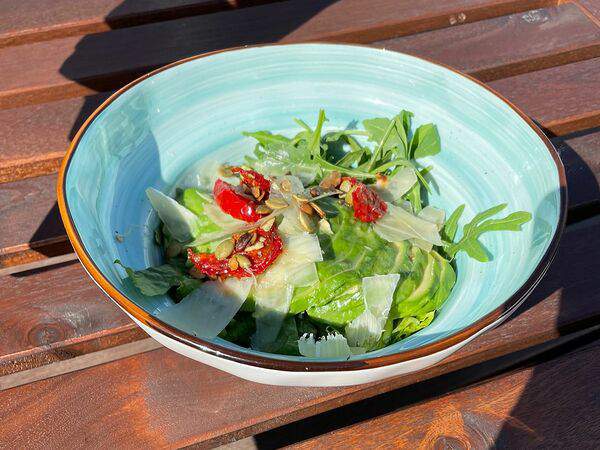 Donna Olivia - Салат Зеленый с авокадо