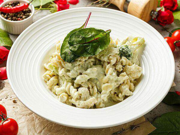 Вэлфед - Паста с цветной капустой и брокколи в соусе песто