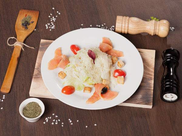 Восточная сказка - Цезарь с сёмгой