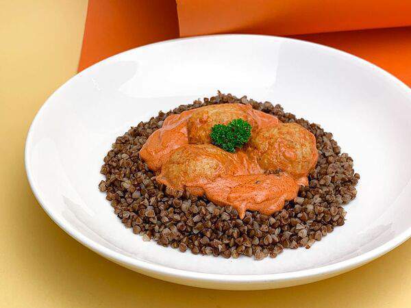 Ирис - Митболы из говядины с гречневой кашей