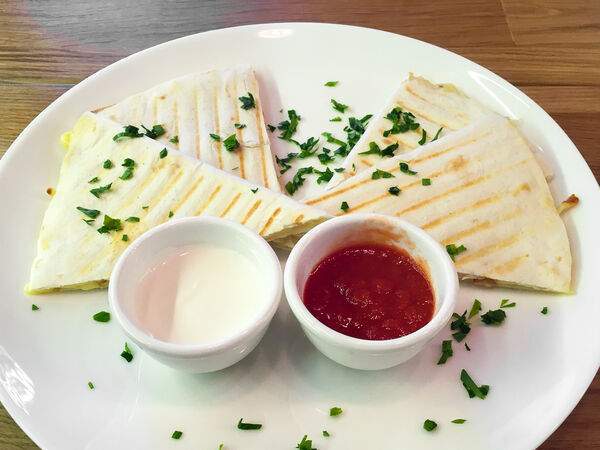 Traveler's coffee - Кесадилья с цыпленком и овощами