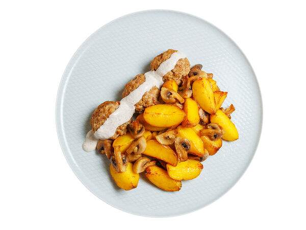 Мандарин - Митболы из телятины в грибном соусе с картофелем беби