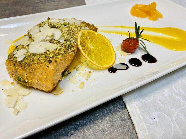 Ristorante Da Claudio - Лосось под фисташковой корочкой