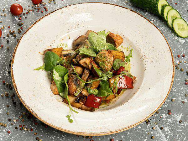 Чинар - Жареная индейка с овощами