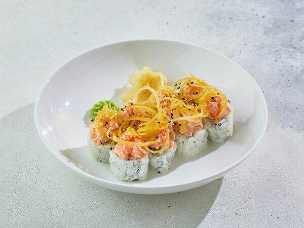SUSHITO - Спайси лосось с лимонными цукатами