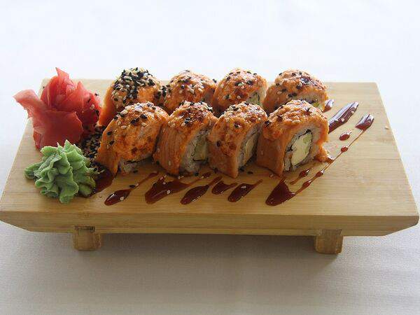 Adriano Leonardo - Запеченный ролл Филадельфия Лайт