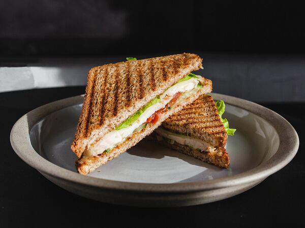 Get together - Сэндвич с курицей