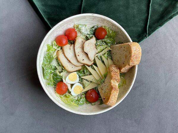 Мы же на ты - Цезарь с курицей